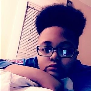 Meet your Posher, Amari